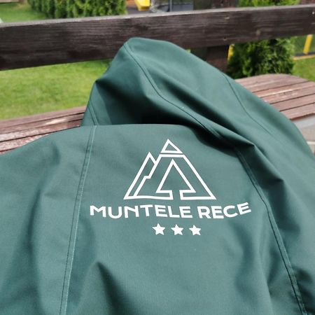 Pensiunea Muntele Rece Törcsvár Kültér fotó